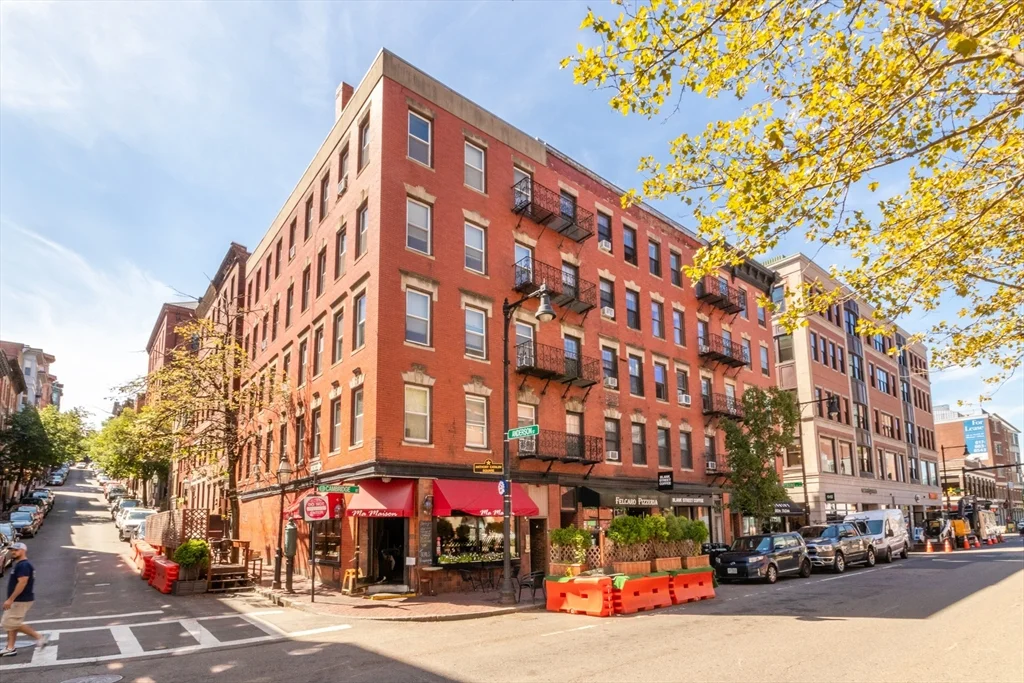 286-288 Cambridge St, Beacon Hill