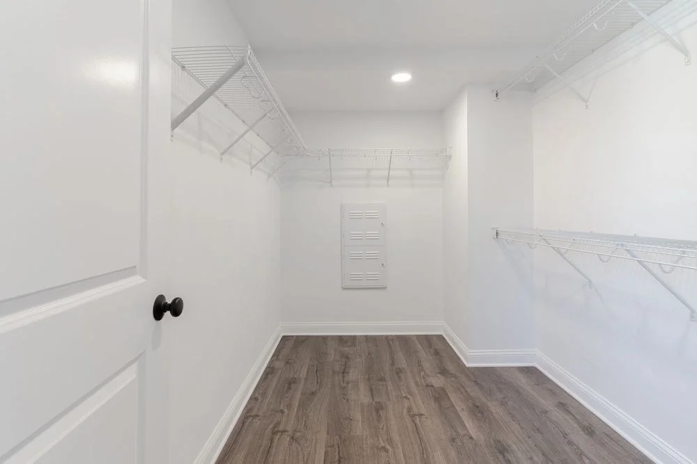 27 Middle St, Banks Square