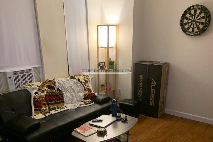 74 South St, Jamaica Plain