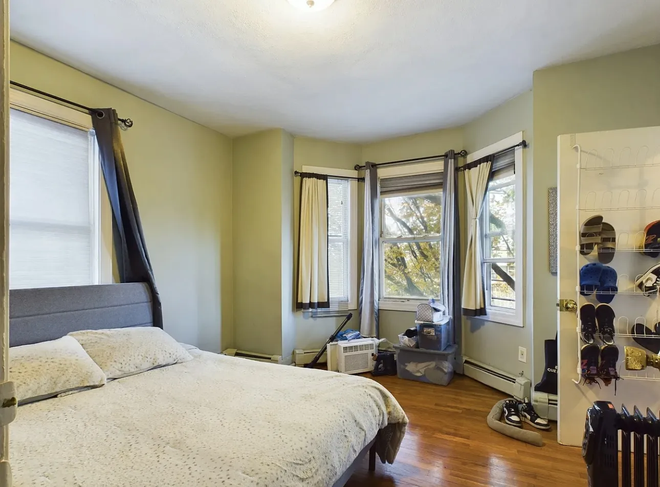 237 Tremont St, Ward Two