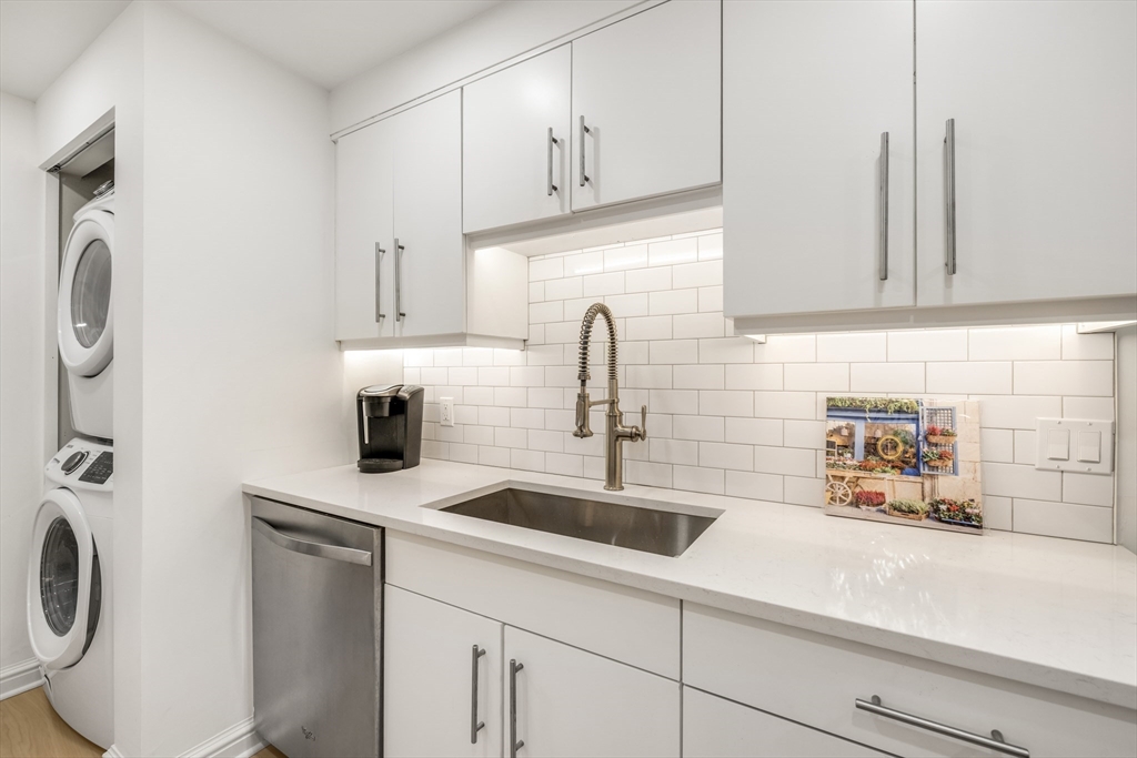 183-185A Massachusetts Ave, Back Bay