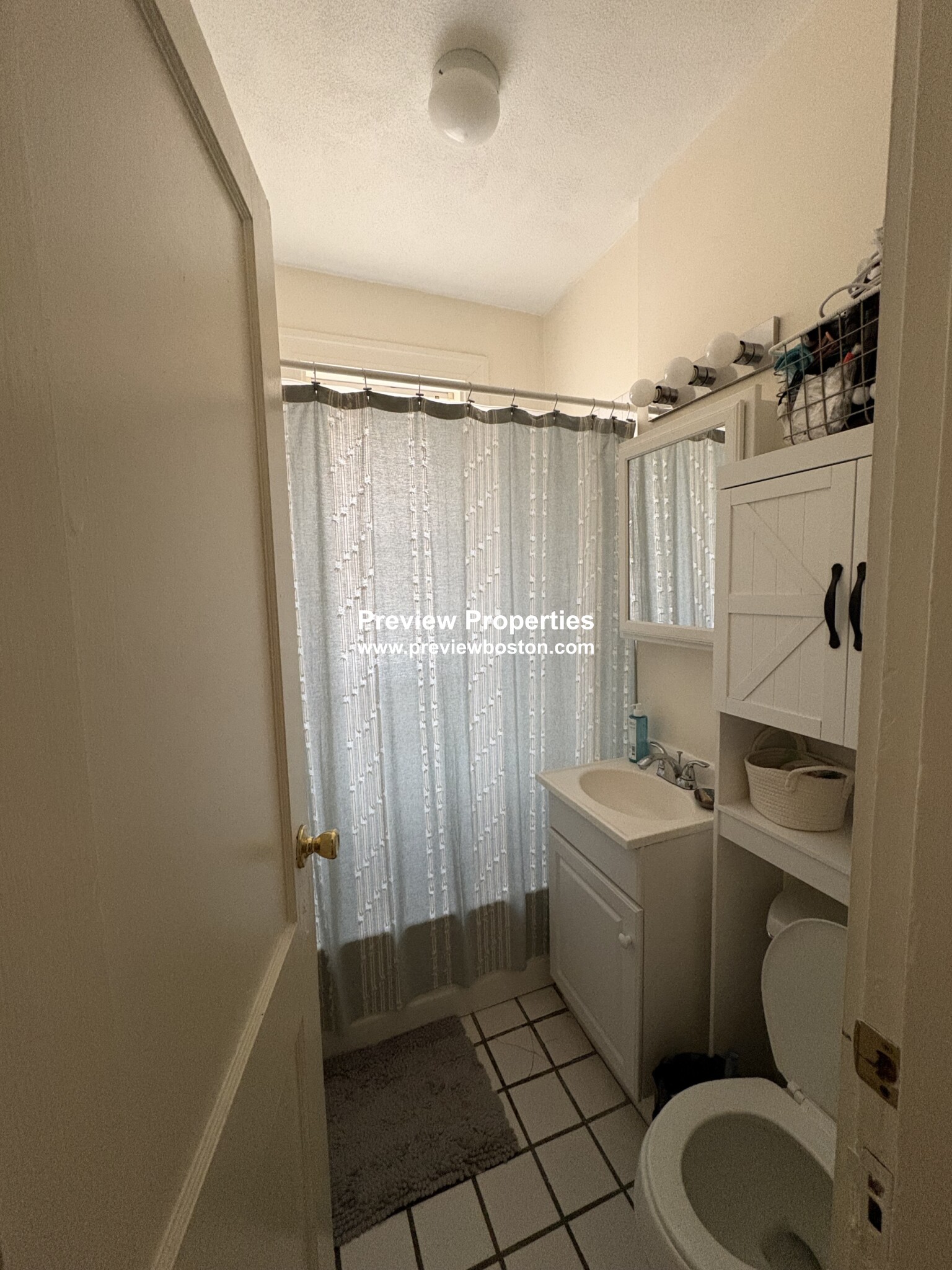 1673 Commonwealth Ave, Brighton