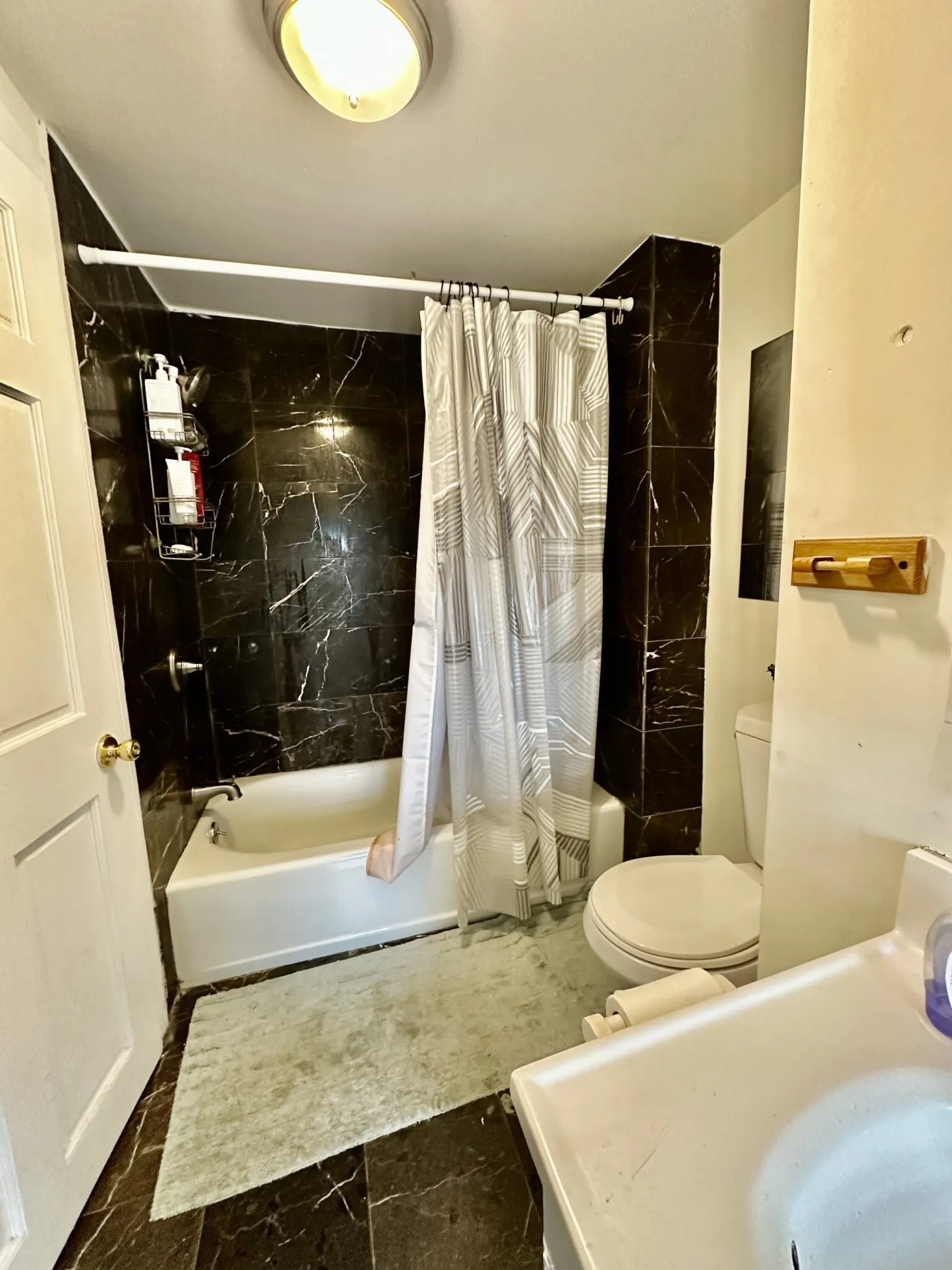 74 Ashford St, Allston