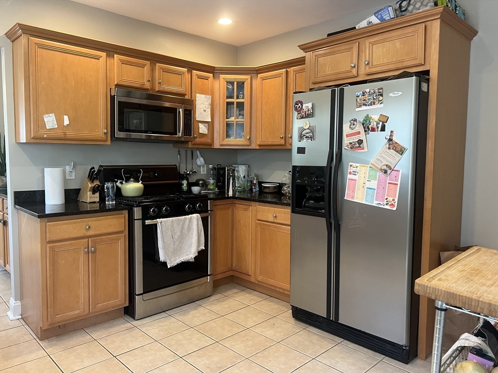 1 Chestnut St, Belmont