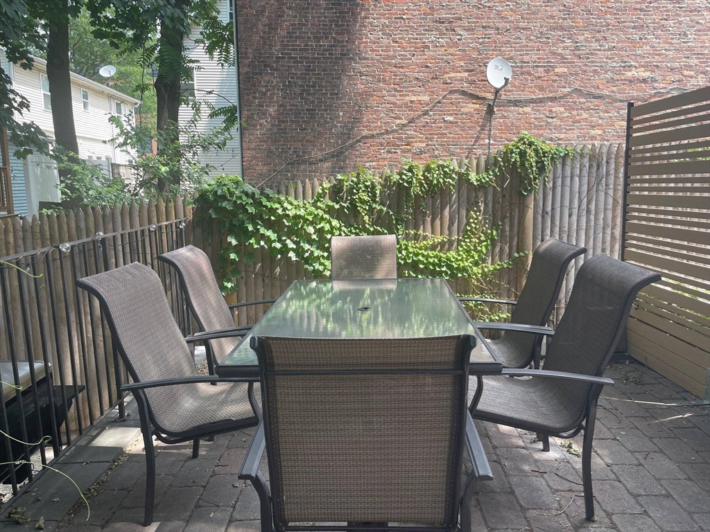 273 Dorchester, South Boston