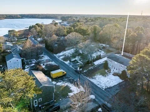 14 Old Mayfair Rd, Dennis