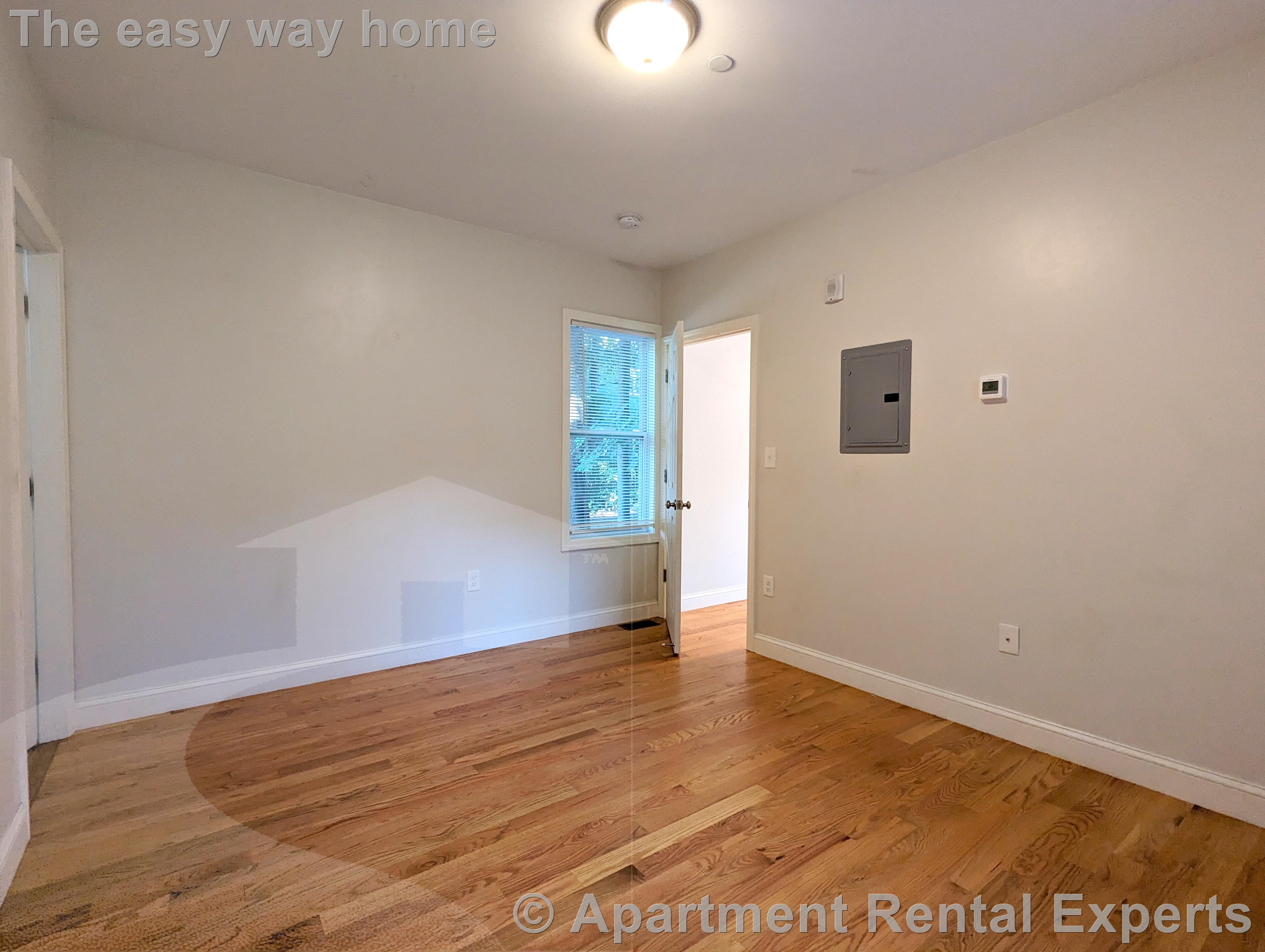 44 Cogswell Ave, Porter Square