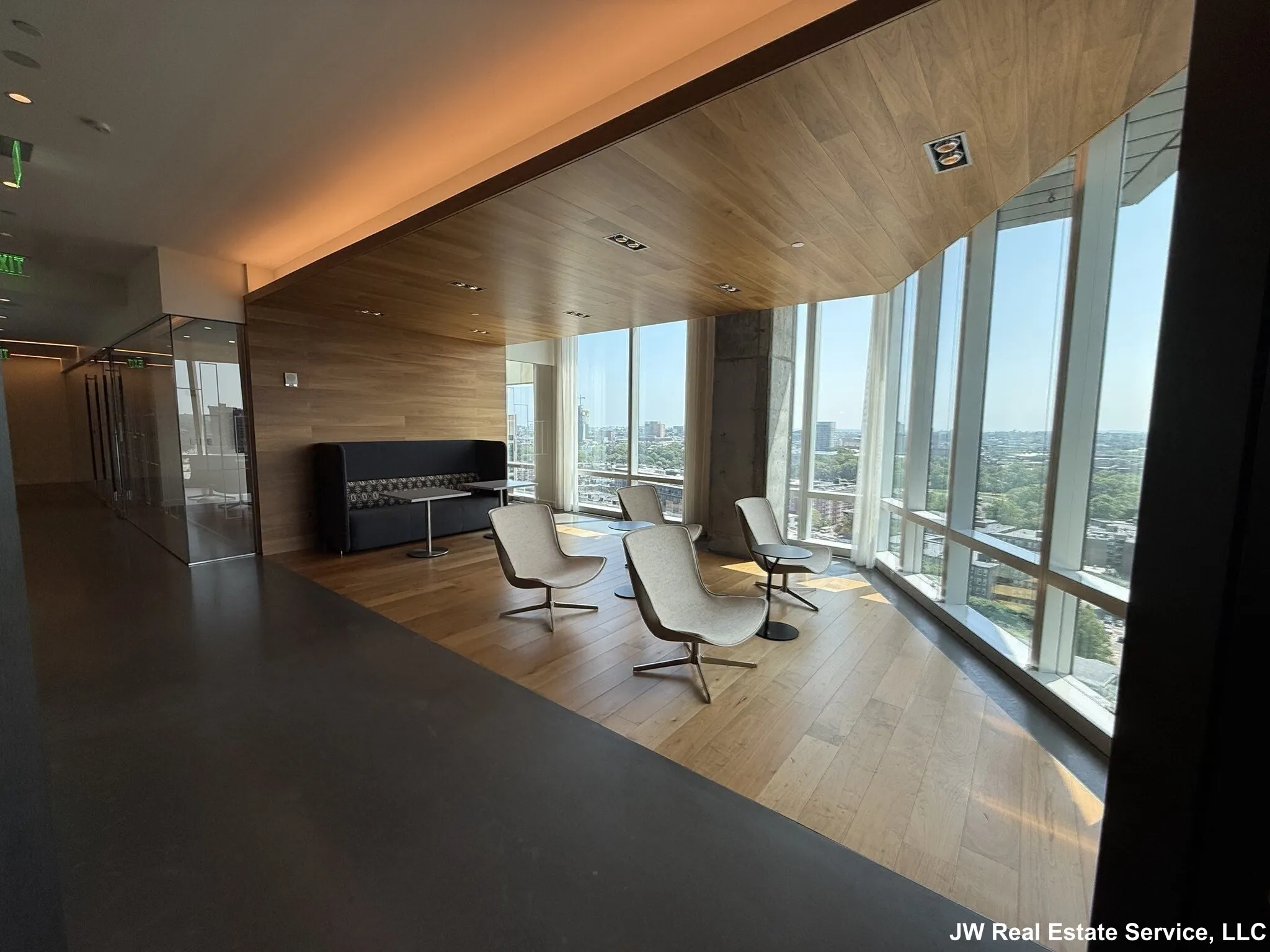 188 Brookline Ave, Fenway