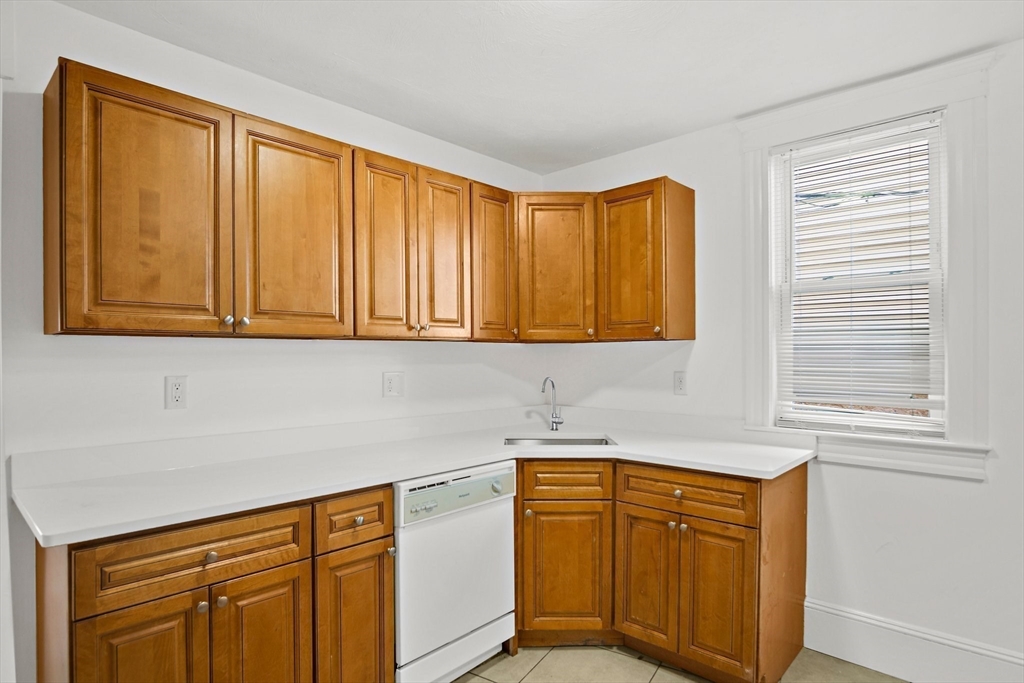 2 Walnut, Dorchester