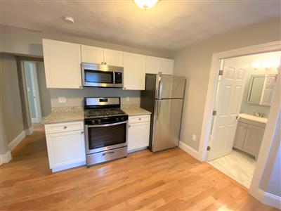 309 Highland Ave, Powder House Square