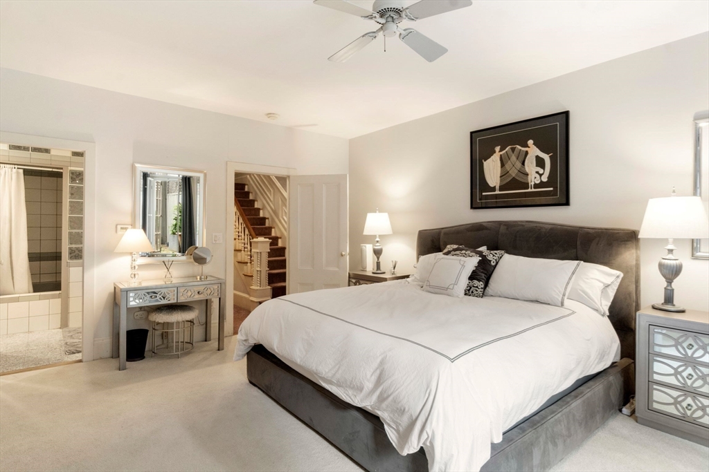 319 Marlborough St, Back Bay