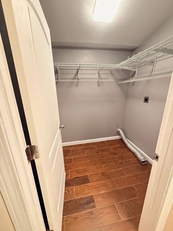 7 Southbridge St Ct, Auburn