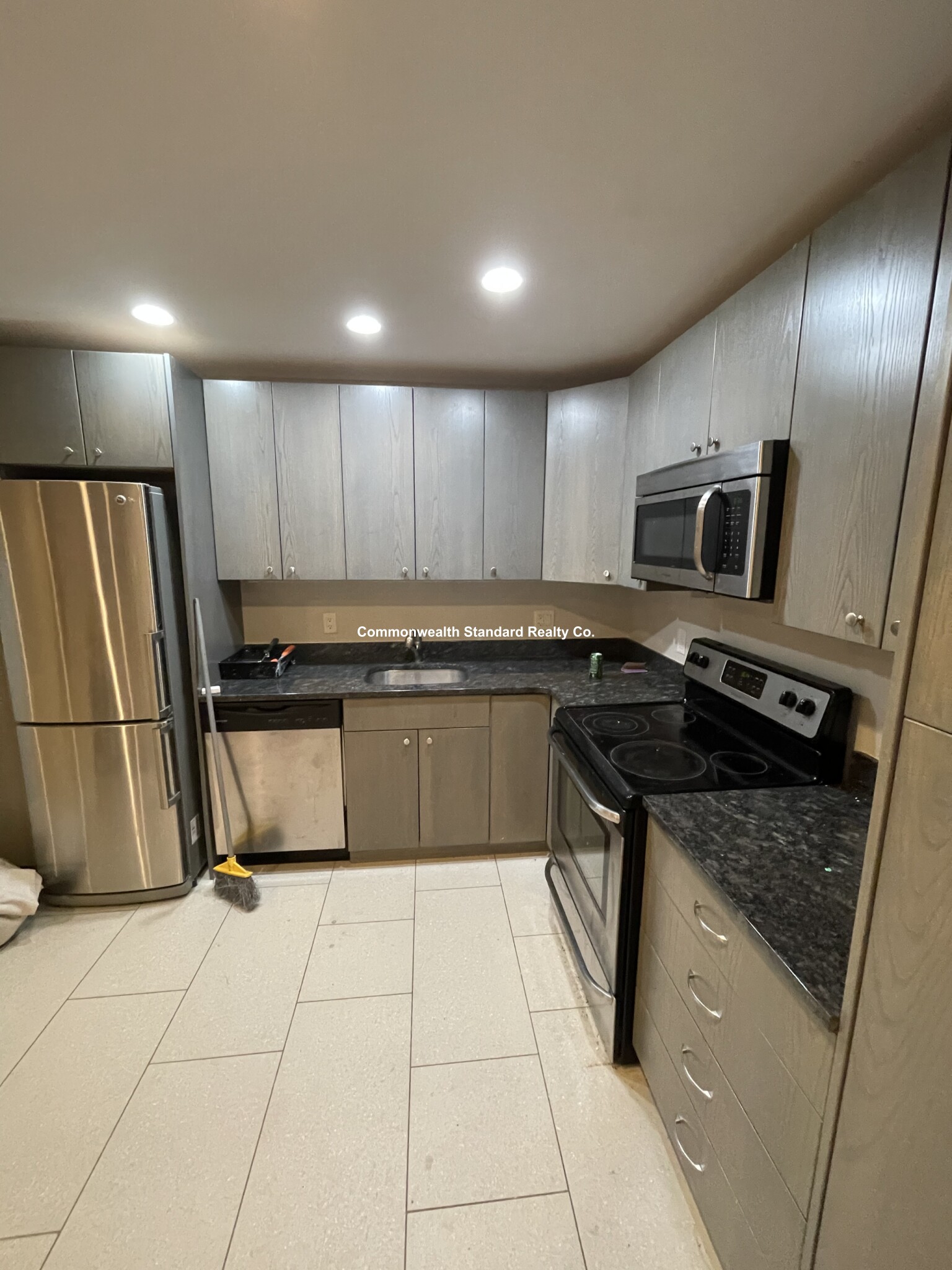 557-559 Columbus Ave, South End