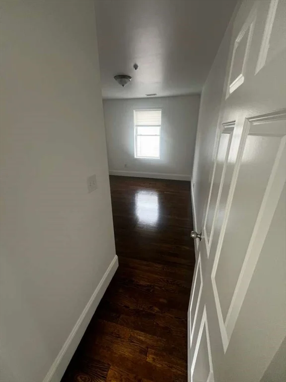 375 Crescent Ave, Chelsea