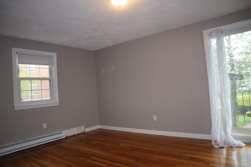 222 School St, Walpole