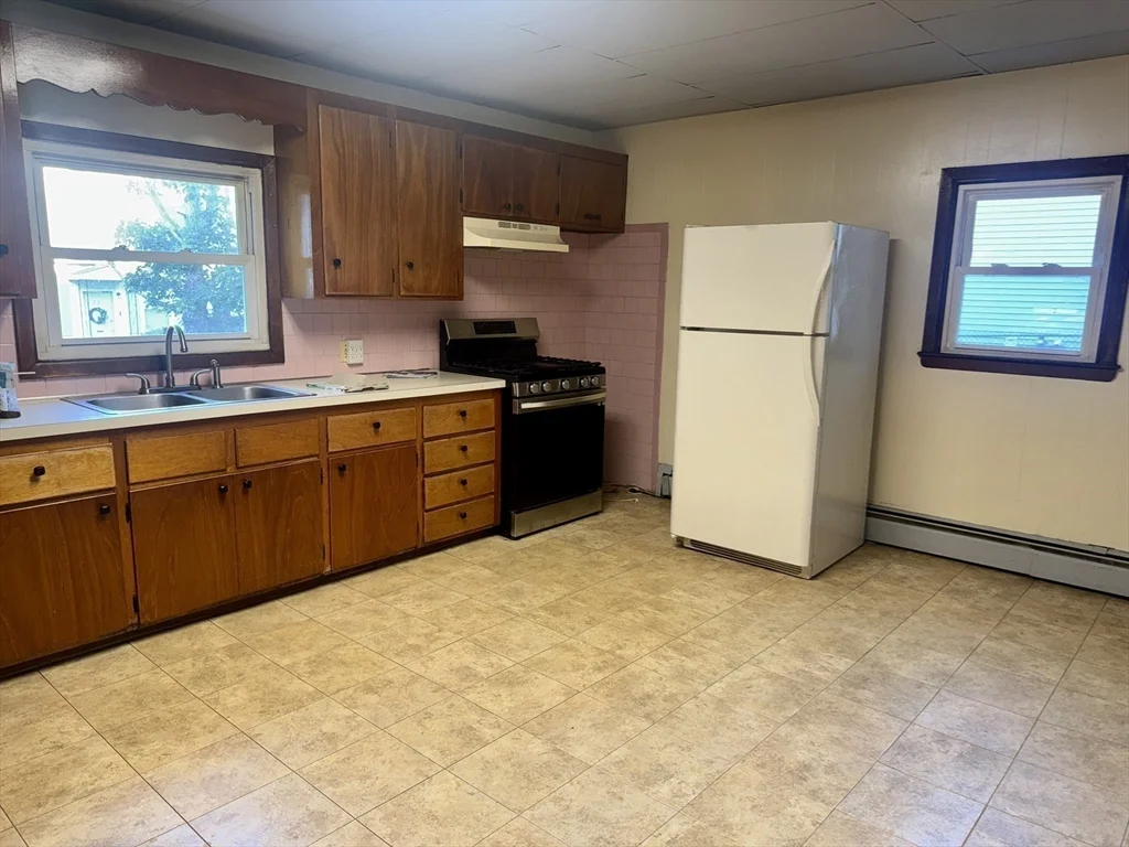 148 Maxfield St, North