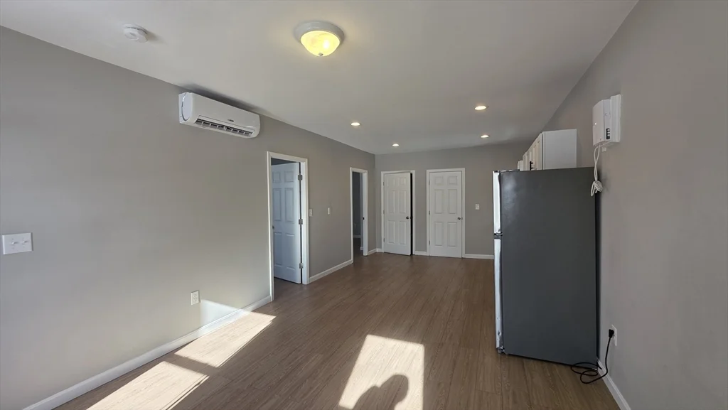 31 Hicks St, New Bedford