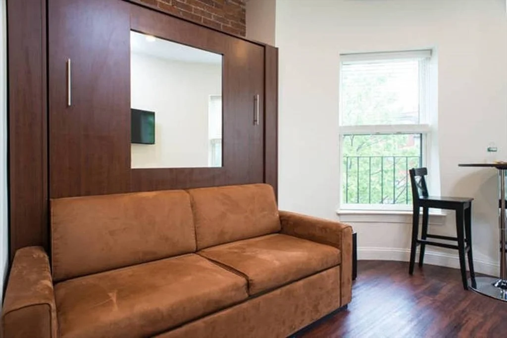 19 Cumberland St, Back Bay