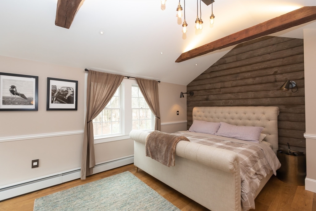 1142 Main St, Hingham