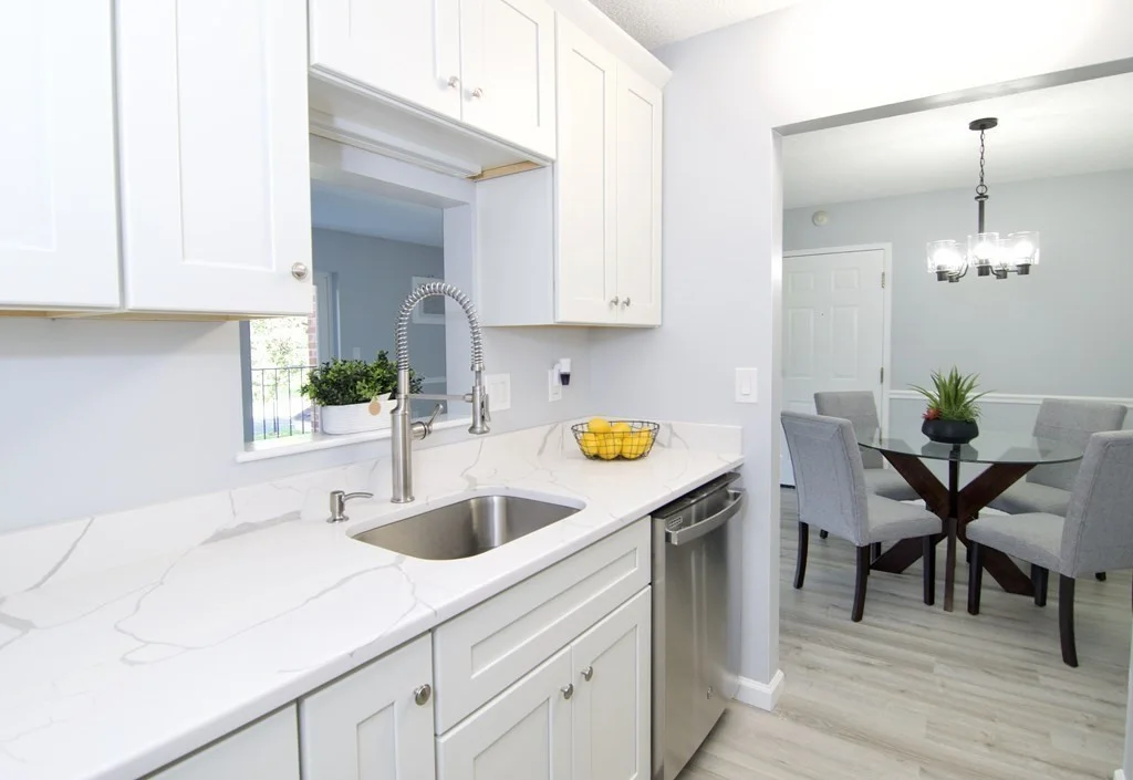 22 Maple Crest Cir, Holyoke