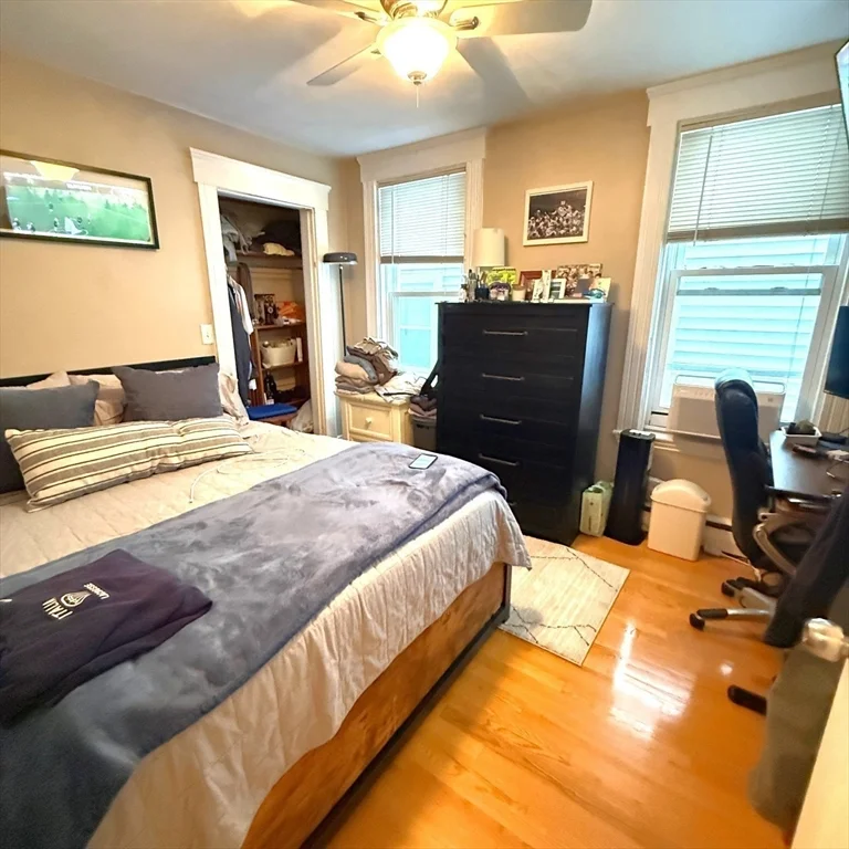 160 L St, South Boston