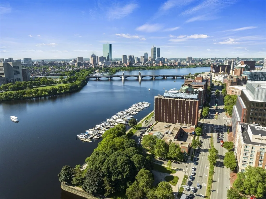 4 Canal Park, East Cambridge