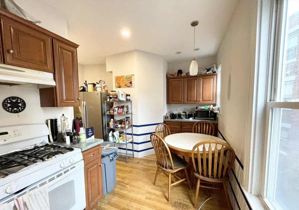 22 Parker Hill Ave, Mission Hill