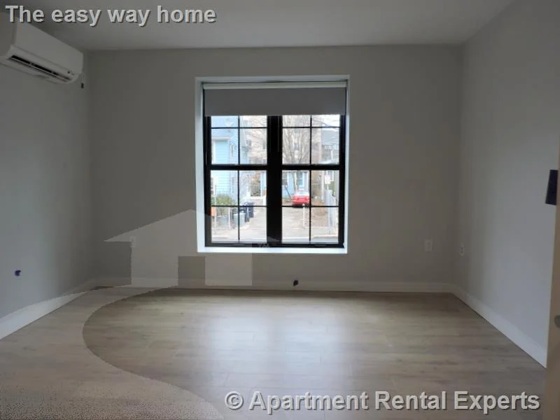 10 Soden St, Central Square