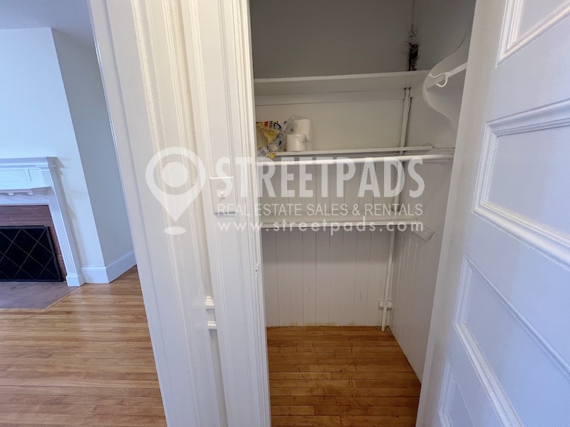 2 Ware St, Mid-Cambridge