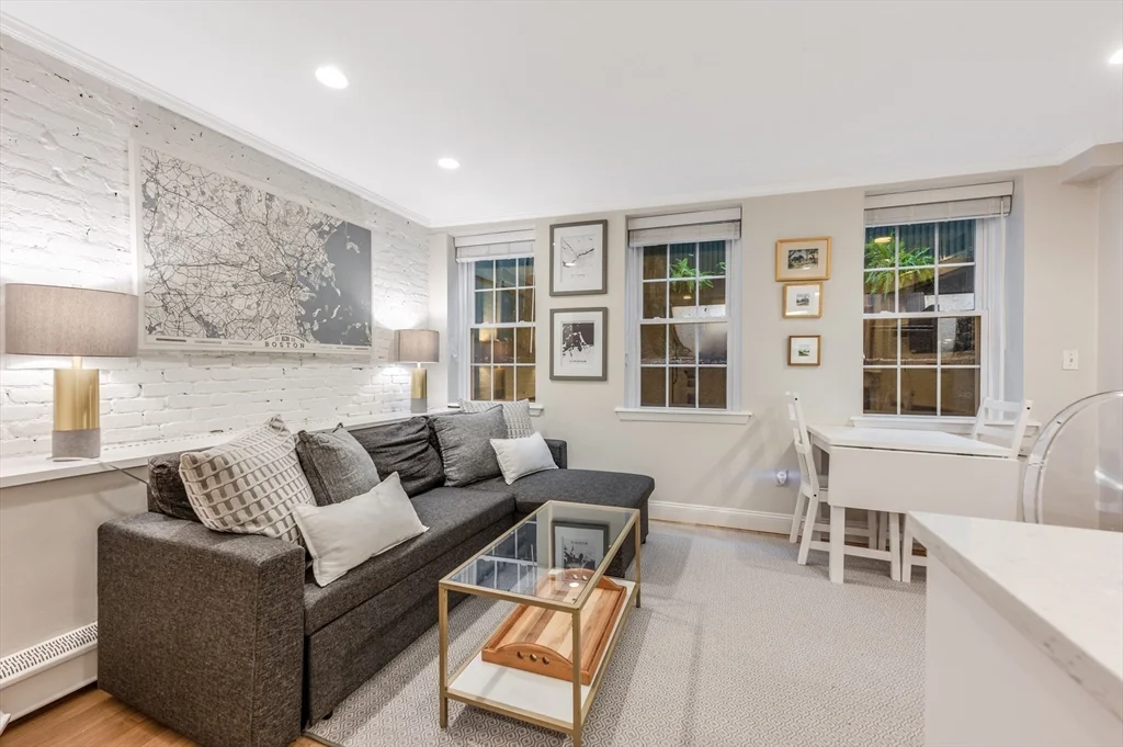 45 1/2 Garden St, Beacon Hill