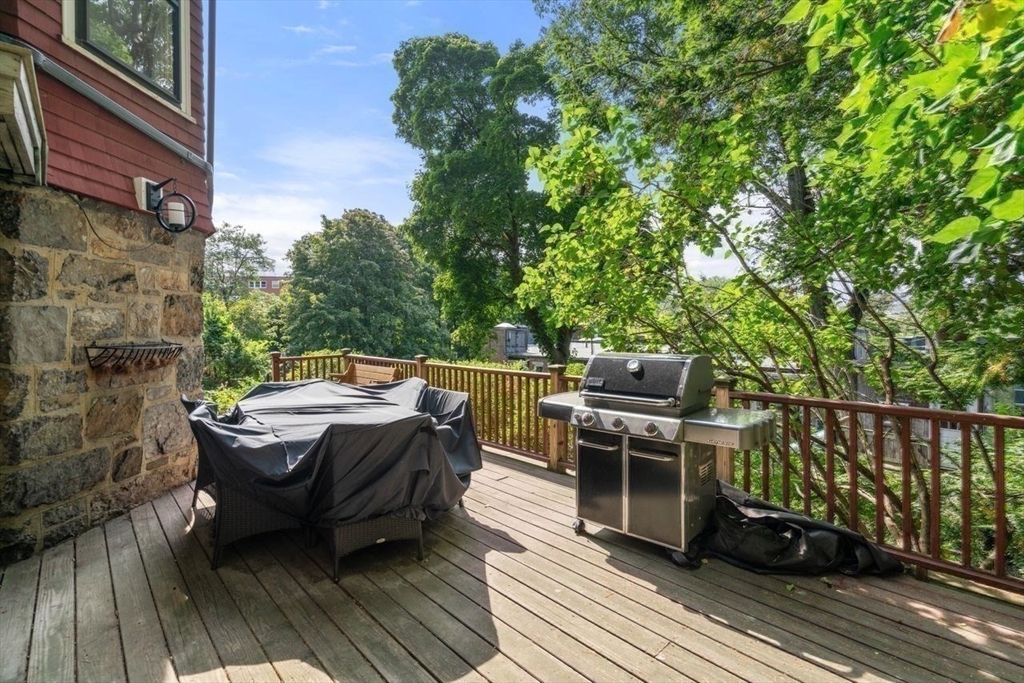 82 Lancaster Ter, Coolidge Corner