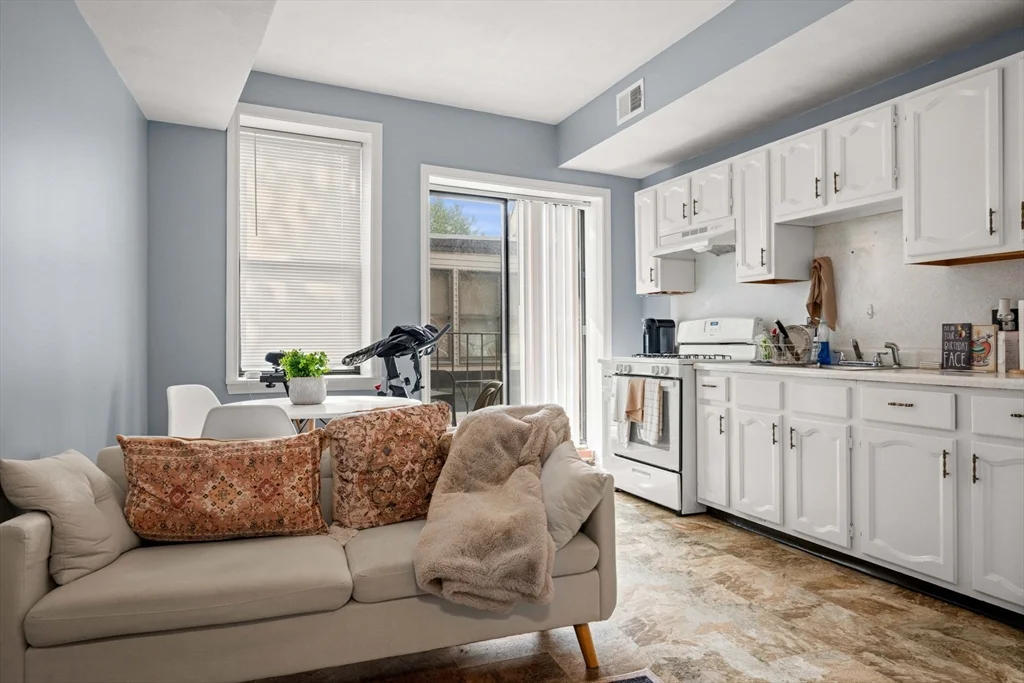 141 Emerson St, South Boston