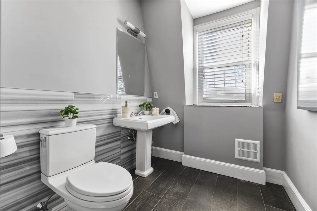 93 Third St, East Cambridge