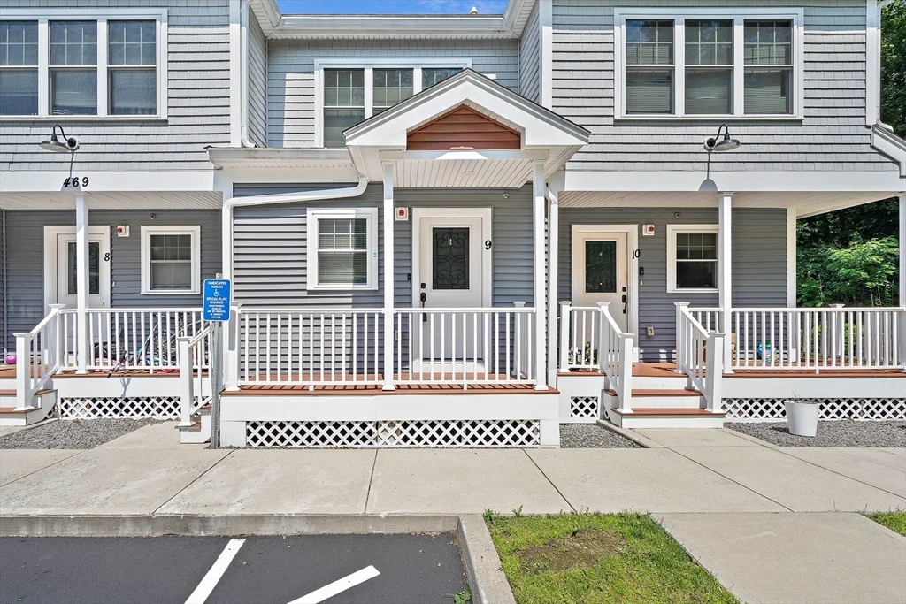 479 Sherman St, Canton