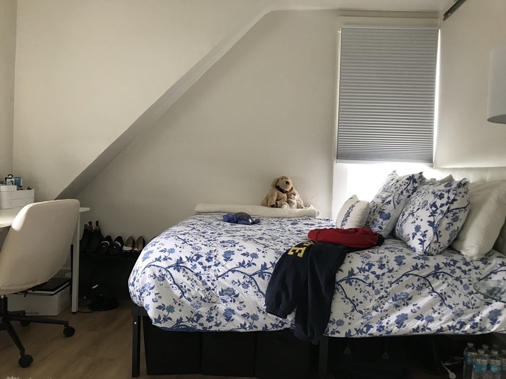 79 Cushing St, South Side