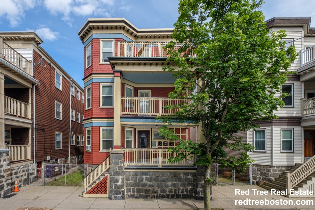 68 Bakersfield St, Dorchester