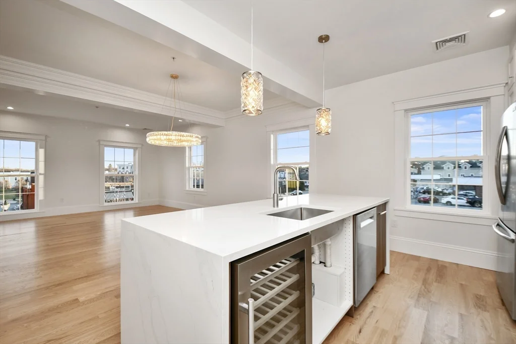 30 East Main, Westborough