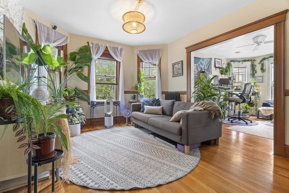 70 Dudley St, North Cambridge