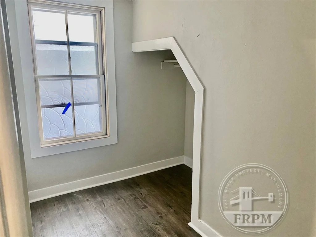 270 Fourth St, Fall River