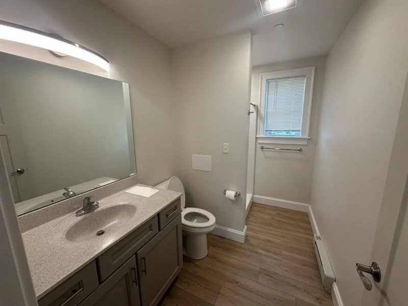462 Main St, Amherst