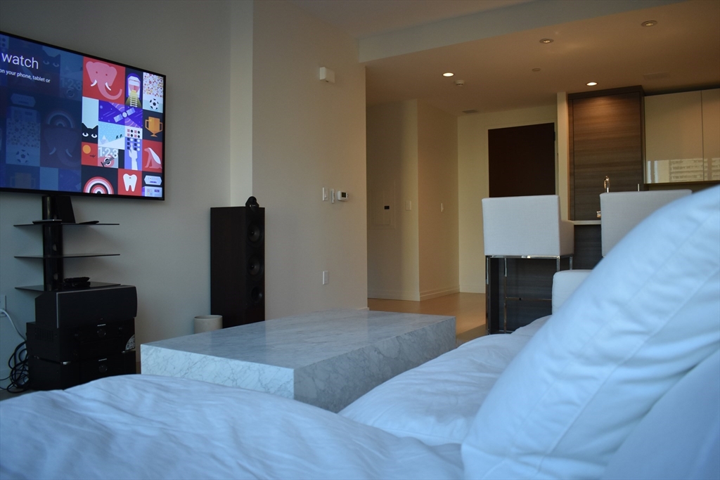 1 Franklin St, Downtown