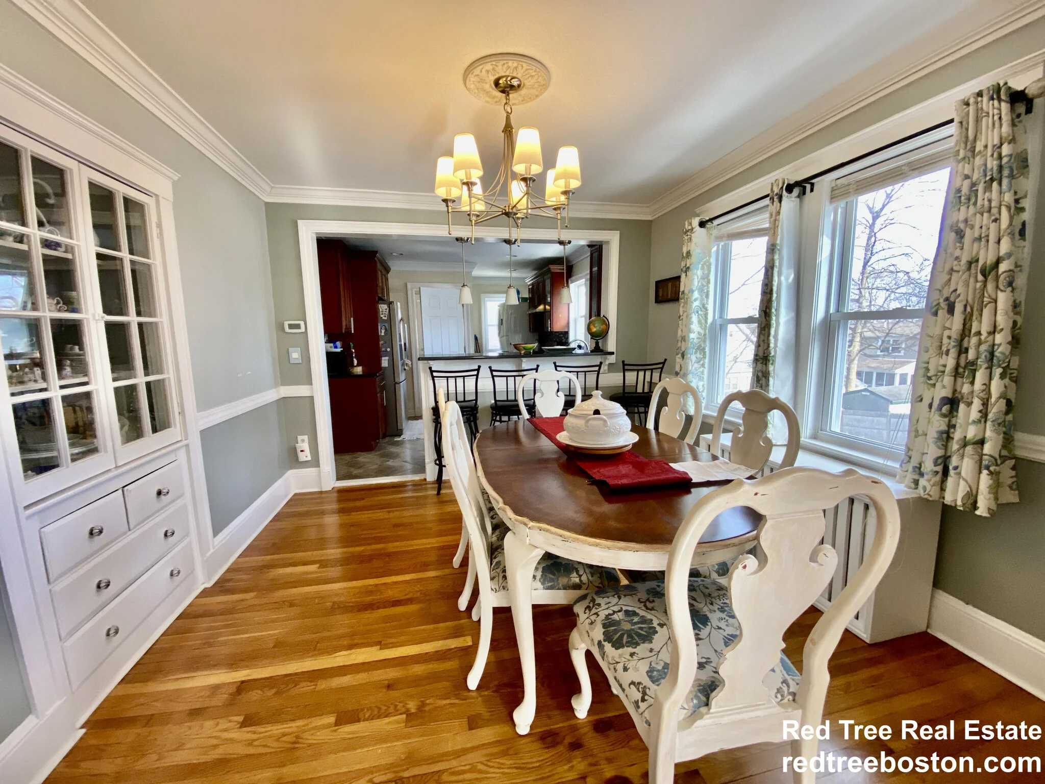 98 Whitford St, Roslindale