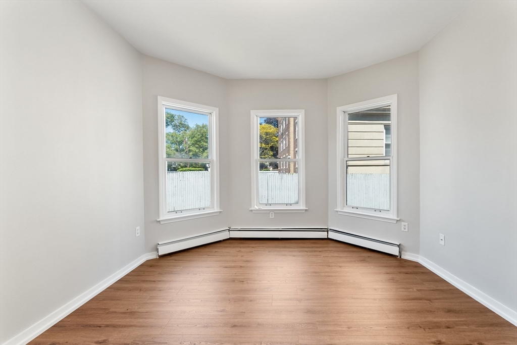 179 Ocean St, Diamond District