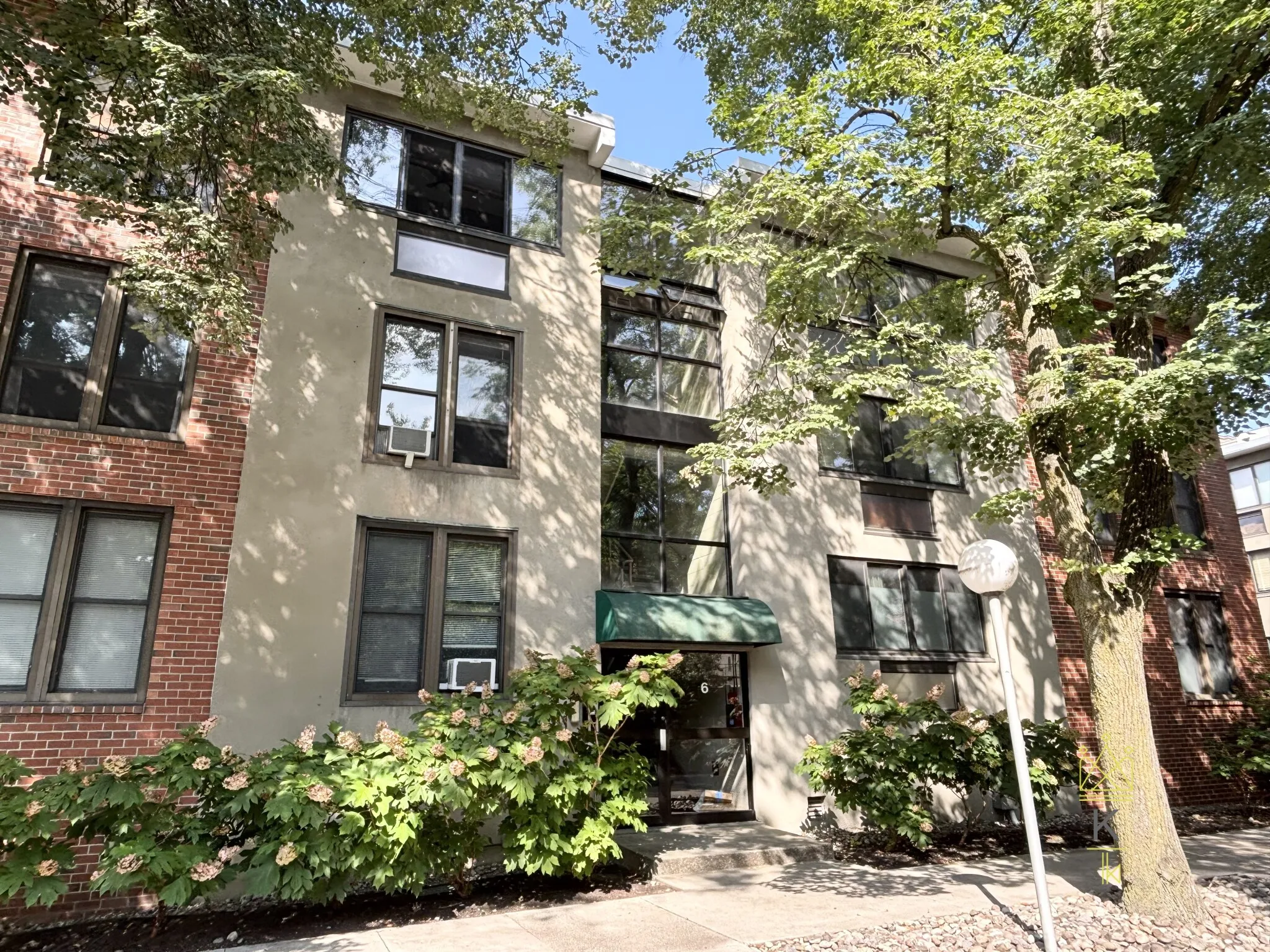 6 Juniper St, Brookline Village