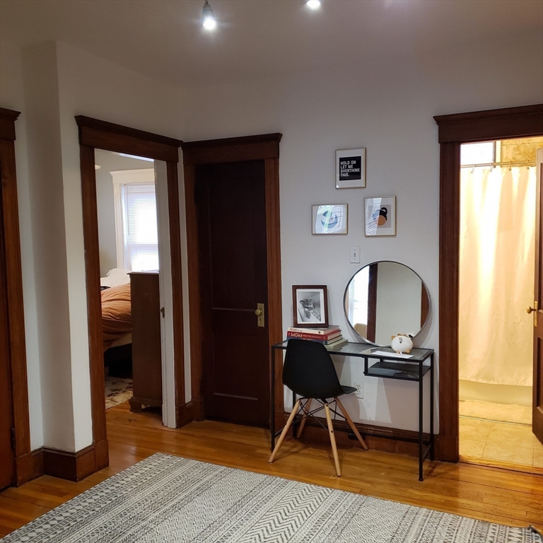 38 Hillside St, Mission Hill