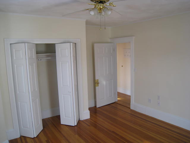 18 Bigelow St, Brighton