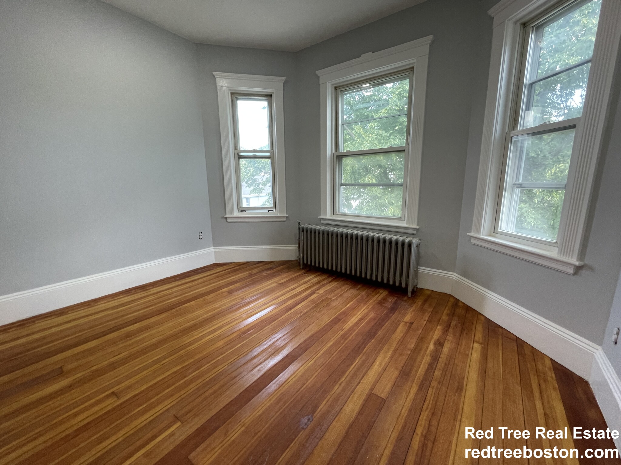 44 Ashley St, East Boston