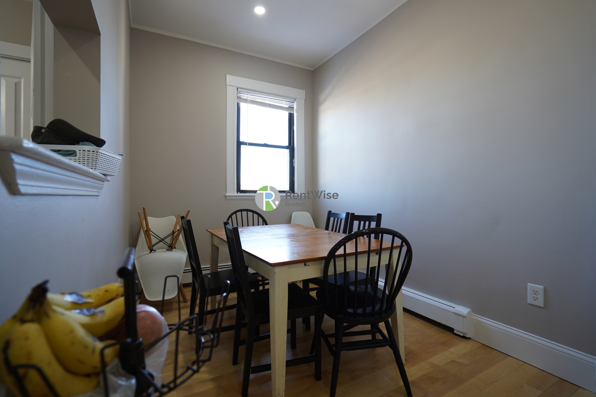 72 Gardner St, Allston