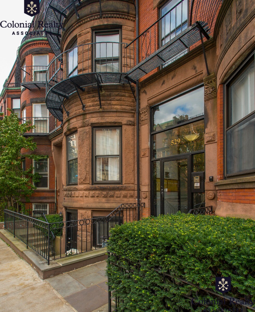 529 Beacon St, Back Bay