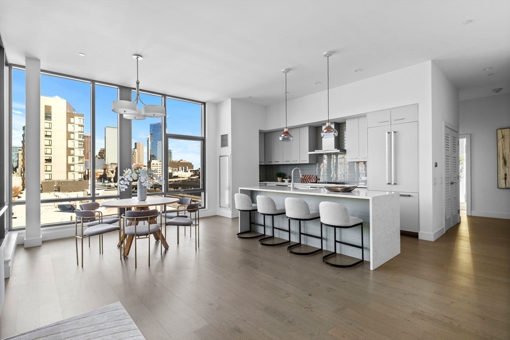 40 Traveler, South End